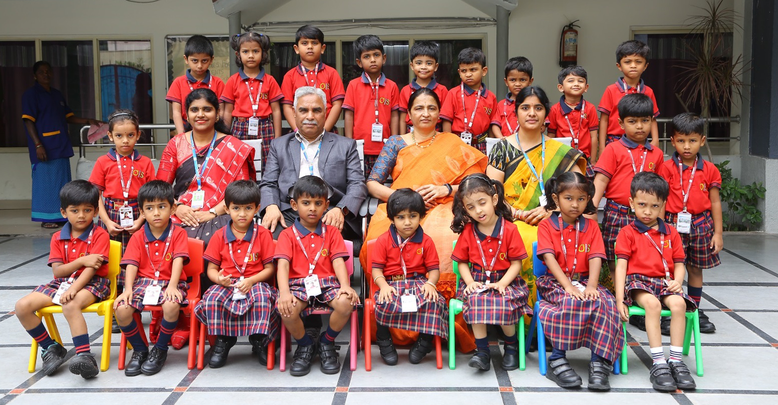 Oakwood pre-primary students with their teachers