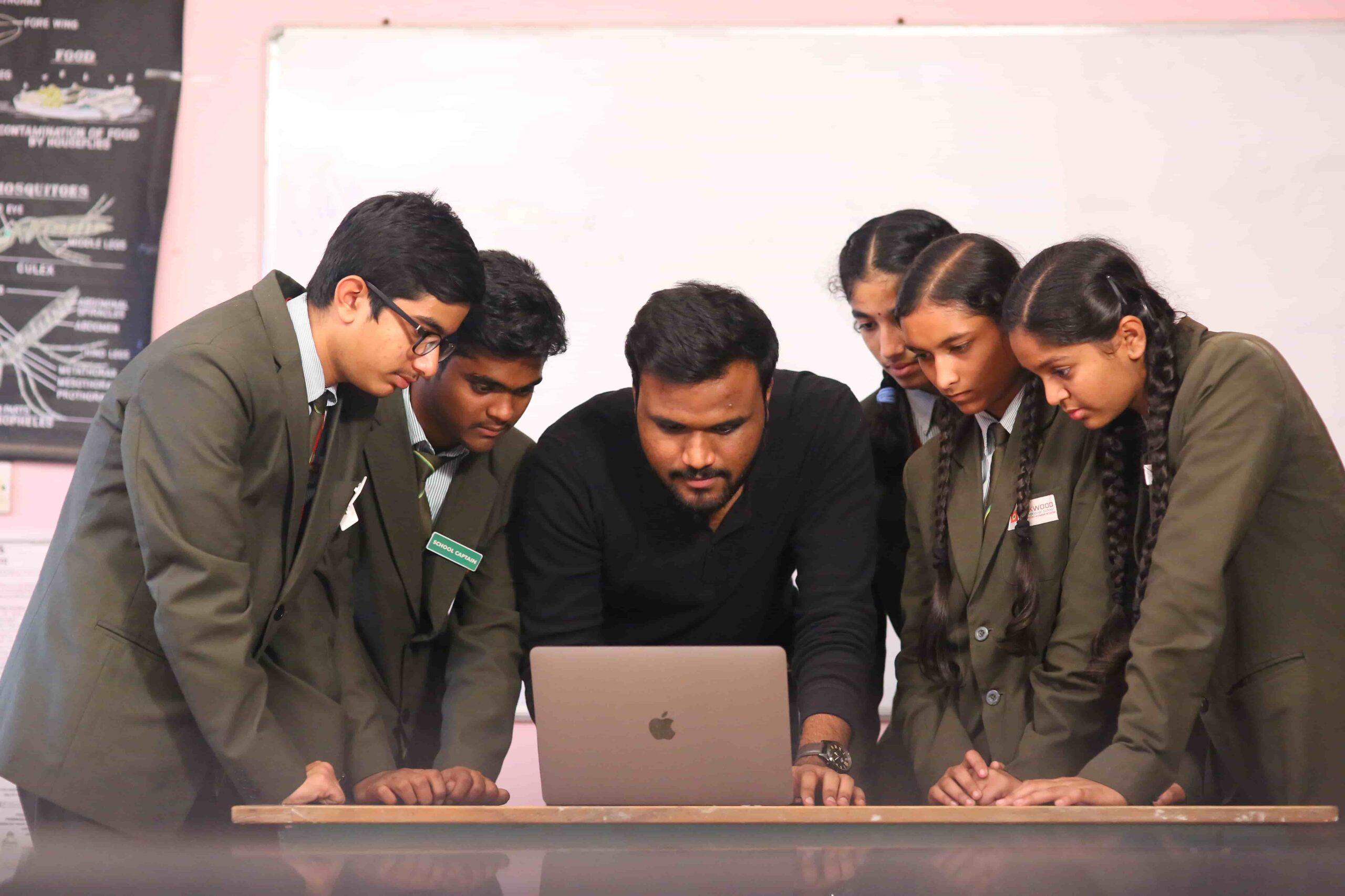 Students developing digital skills in the Oakwood computer lab